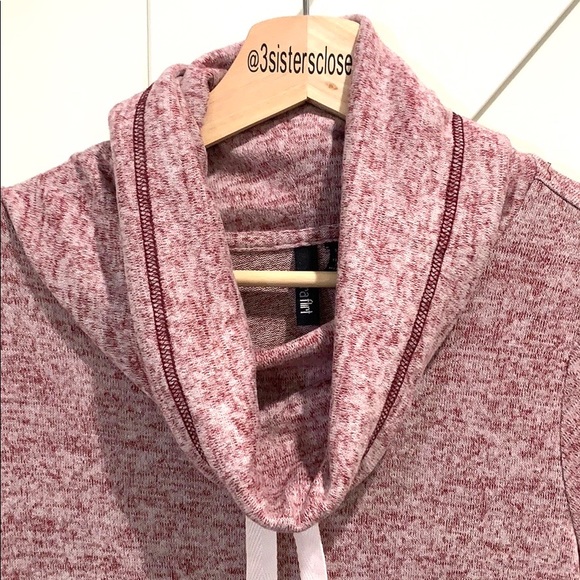 Ultra Flirt Cowl Neck Sweatshirt Size XS NWT - Picture 3 of 5